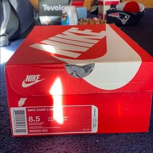 Nike Dunk Low size 8.5